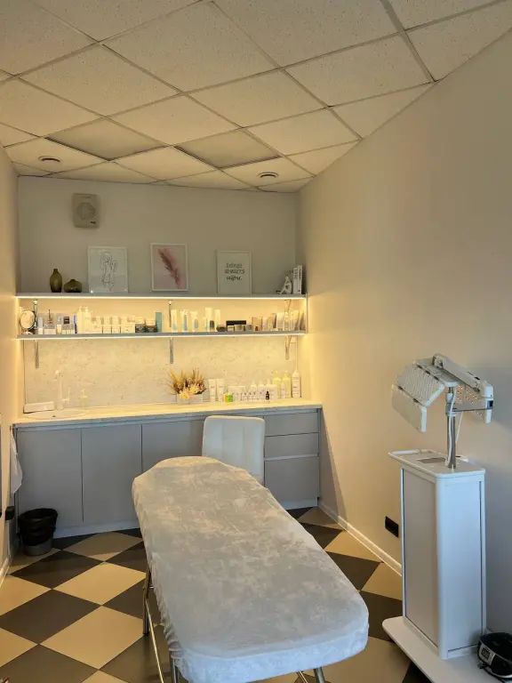 Готовый салон-красоты с командой