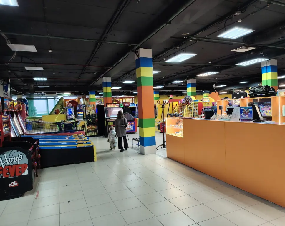 Прибыльный семейный развлекательный центр "Игромакс"